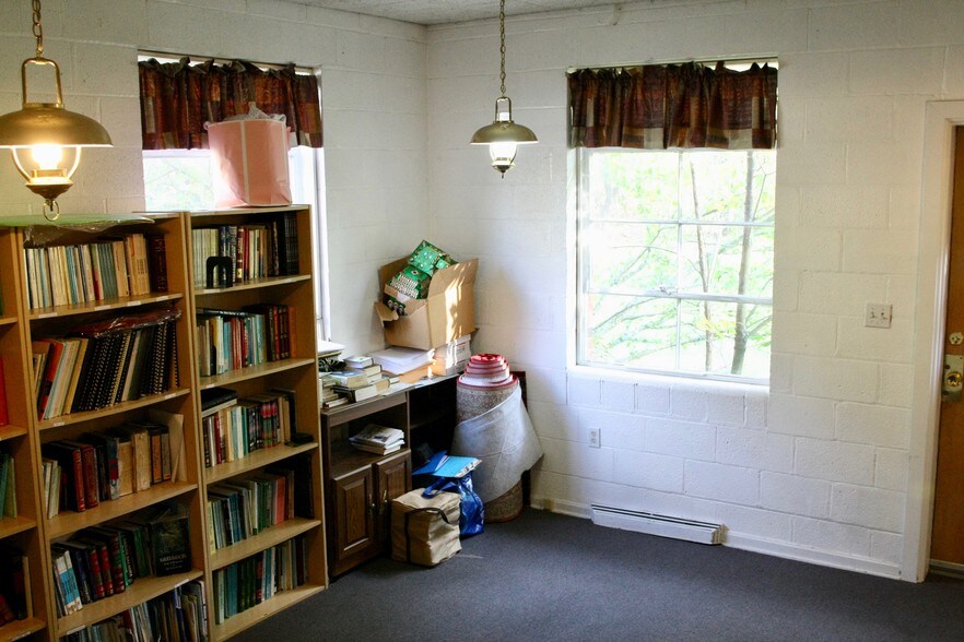 More Photos Of 10909 Chippewa Rd, Brecksville Religious Facility For Sale