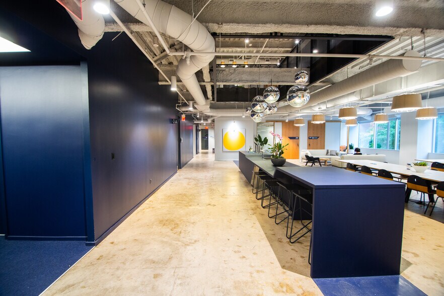More Photos Of 750 N Saint Paul St, Dallas Coworking Space