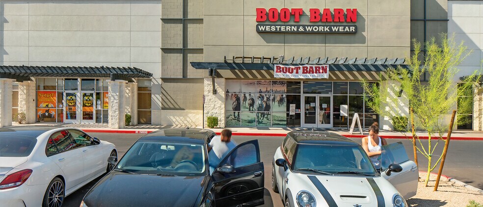 More Photos Of 8698 E Raintree Dr, Scottsdale Freestanding For Lease