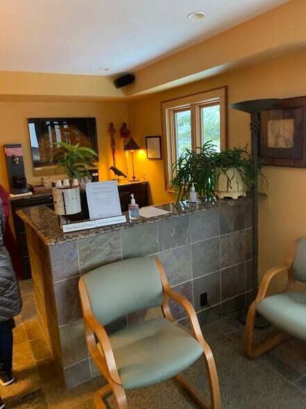 More Photos Of 4141 Old Sibley Memorial Hwy, Eagan Office For Sale