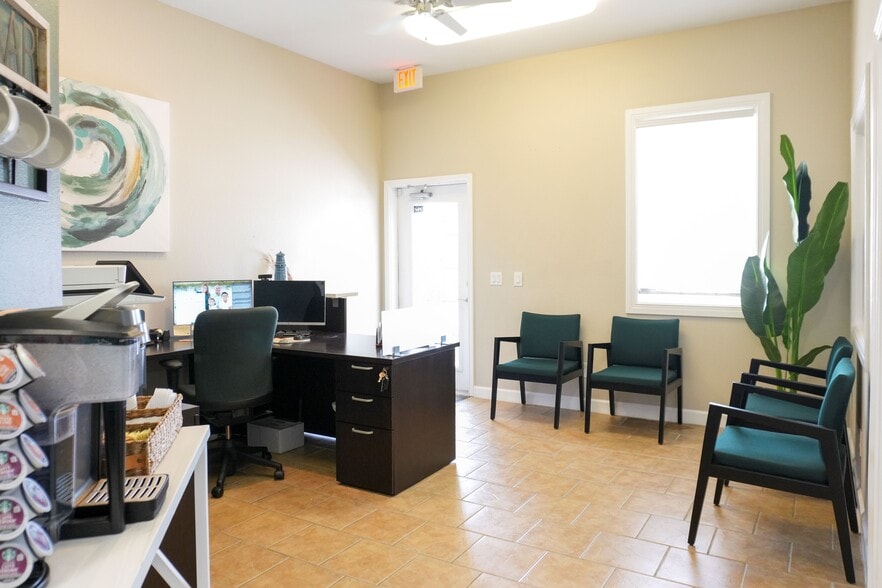 More Photos Of 15217 S Padre Island Dr, Corpus Christi Office For Lease