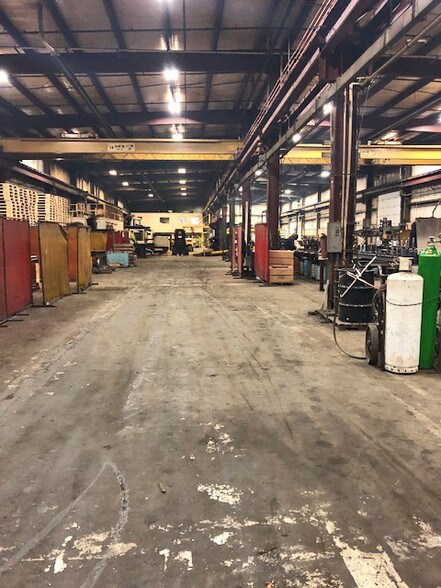 More Photos Of 4600 Clawson Tank Dr, Clarkston Manufacturing For Lease