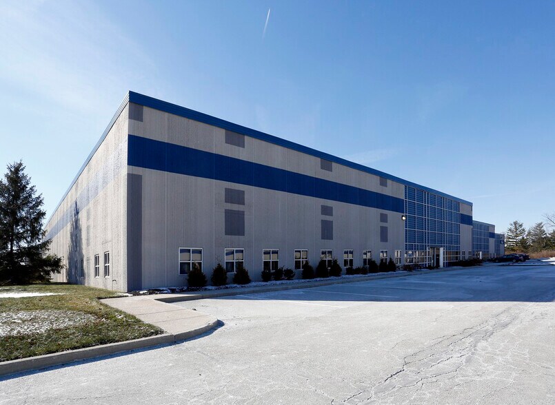 More Photos Of 8804 Bash St, Indianapolis Warehouse For Lease