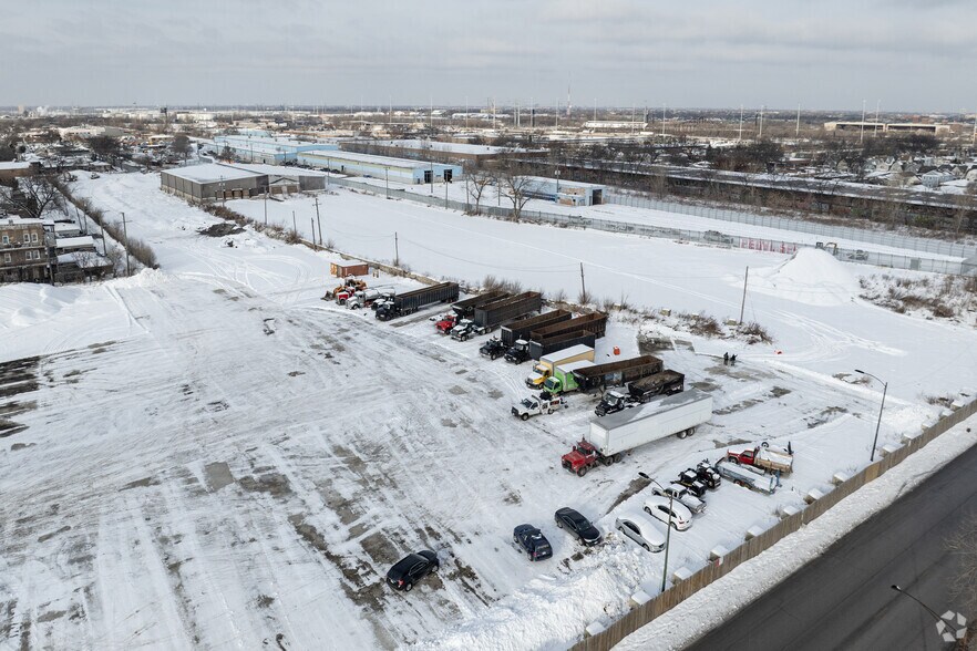 More Photos Of 3710 S California Ave, Chicago Warehouse For Lease