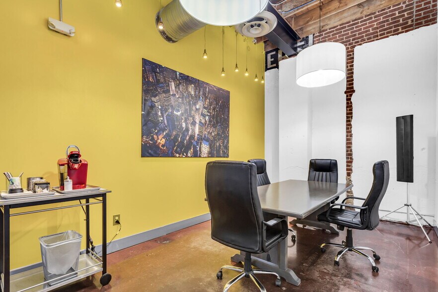 More Photos Of 12461 Veterans Memorial Hwy, Douglasville Loft Creative Space For Lease