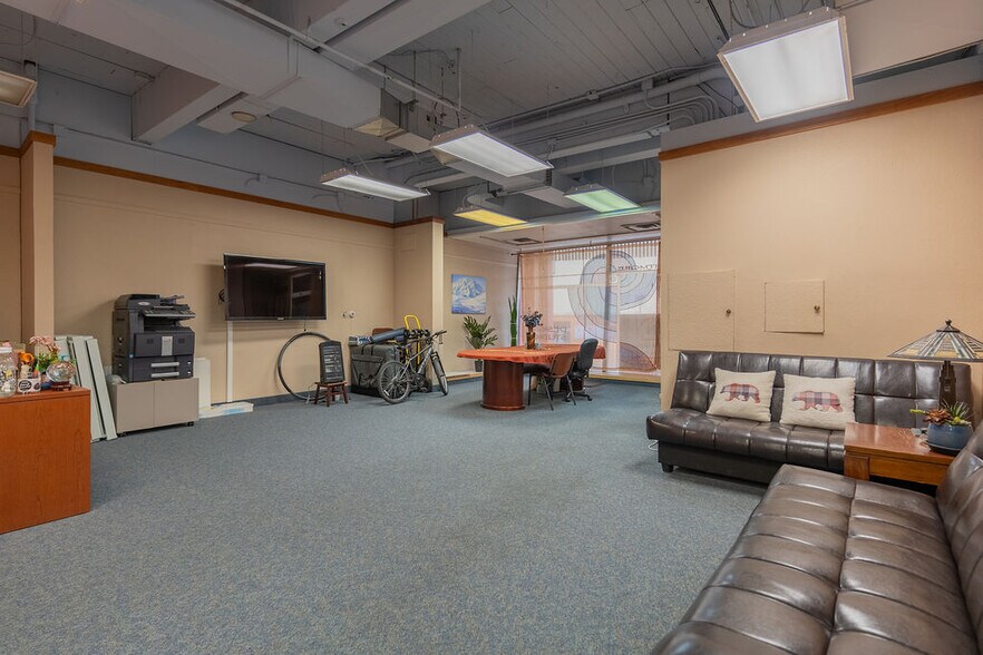 More Photos Of 535 3rd, Fairbanks Office Residential For Sale