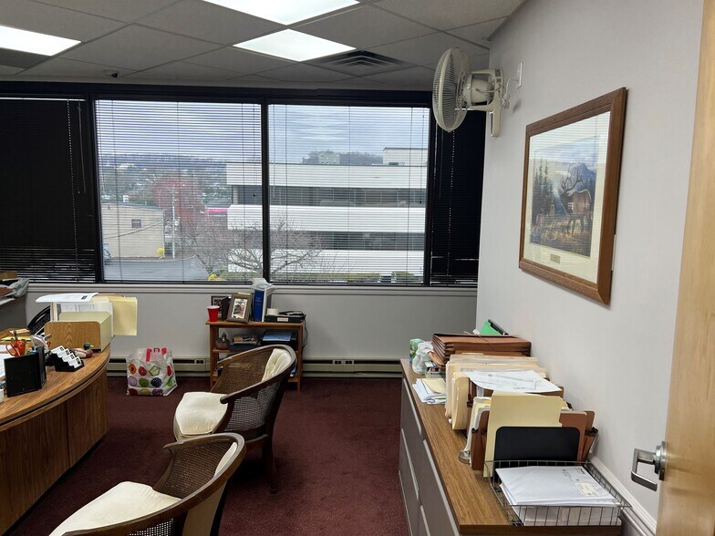 More Photos Of 1037 Route 46 E, Clifton Medical For Lease