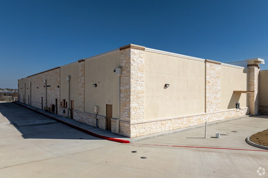 More Photos Of Heatherwide & Wells Branch Pkwy, Pflugerville Unknown For Lease