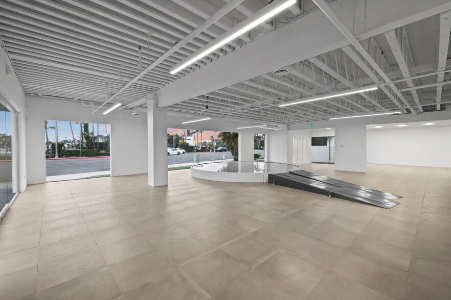 More Photos Of 2244 W Coast Hwy, Newport Beach Office For Lease