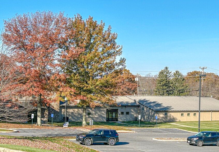 More Photos Of 171 Technology Dr, Boalsburg Light Manufacturing For Sale