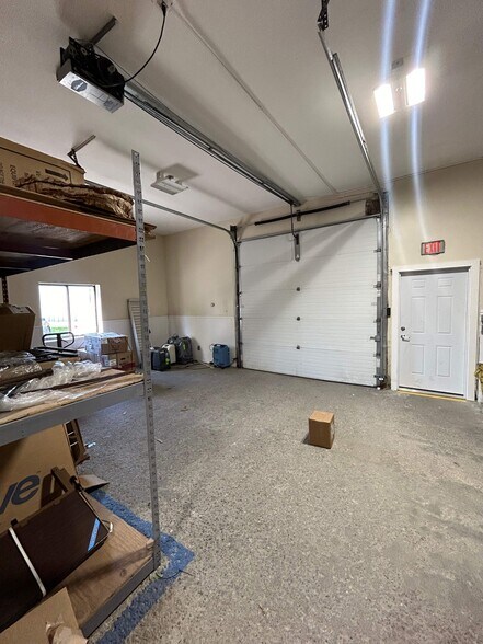 More Photos Of 116 Salina St, Liverpool Flex For Sale