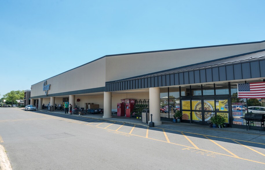 More Photos Of 74-122 Dover Crossing Rd, Clarksville Unknown For Lease
