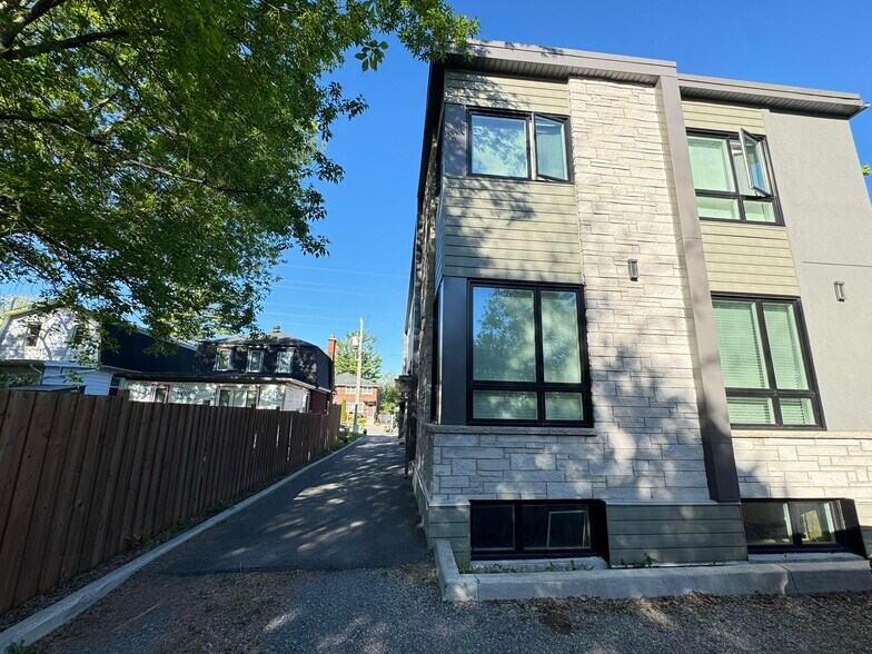 More Photos Of 539-541 Broadhead Ave, Ottawa Apartments For Sale