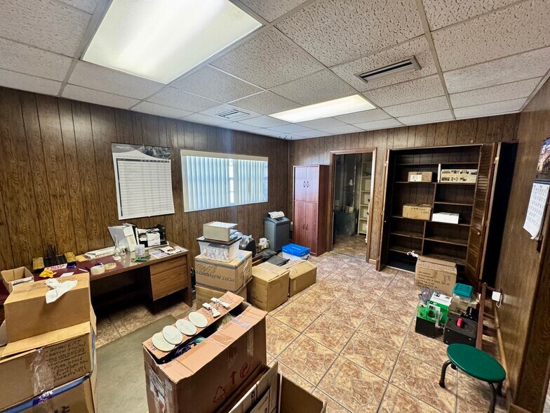 More Photos Of 555 Parque Dr, Ormond Beach Office For Sale