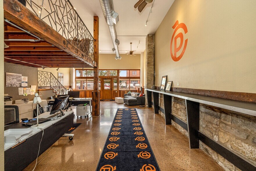 More Photos Of 1331 N Martin Luther King Dr, Milwaukee Storefront Retail Residential For Sale