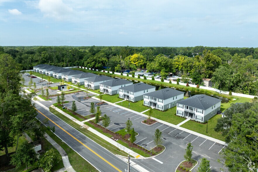 More Photos Of 9612 Hood Rd, Jacksonville Apartments For Sale