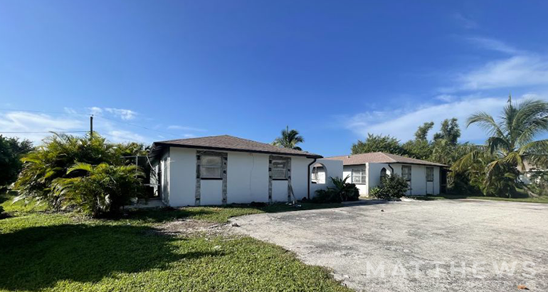 Primary Photo Of 13418 Pine Needle Ln, Fort Myers Multifamily For Sale