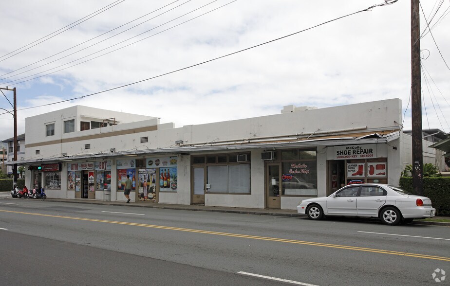 More Photos Of 841-847 McCully St, Honolulu Freestanding For Lease