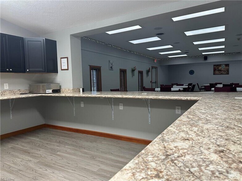 More Photos Of 7041 State Route 800 SE, Uhrichsville Loft Creative Space For Sale