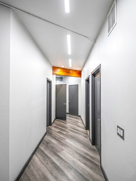 More Photos Of 472-478 7th St, Oakland Office For Lease