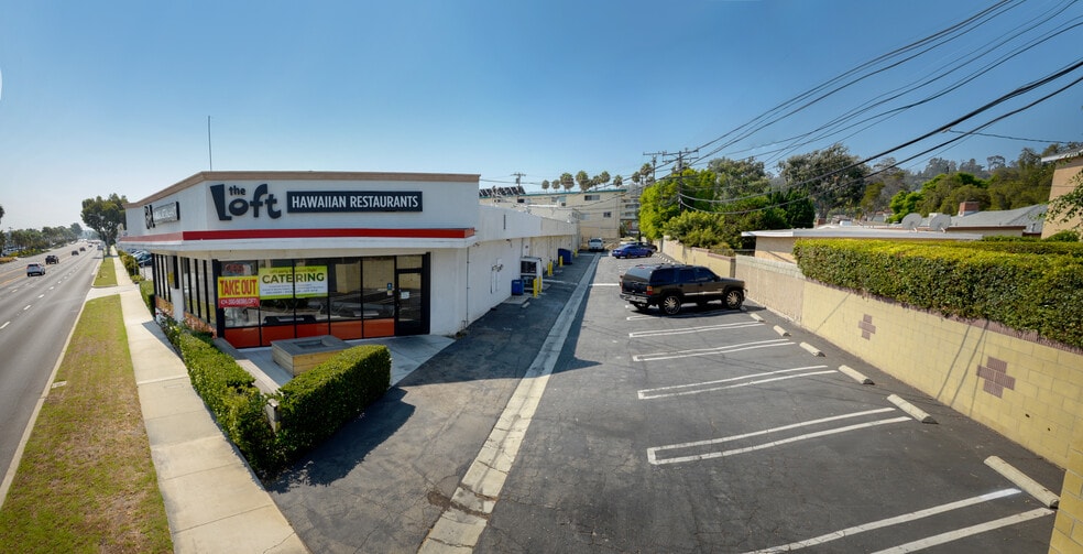 More Photos Of 3100-3160 Pacific Coast Hwy, Torrance Unknown For Lease