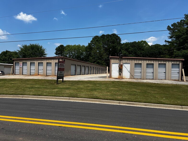 More Photos Of 280 McMillan rd, Dacula Self Storage For Sale