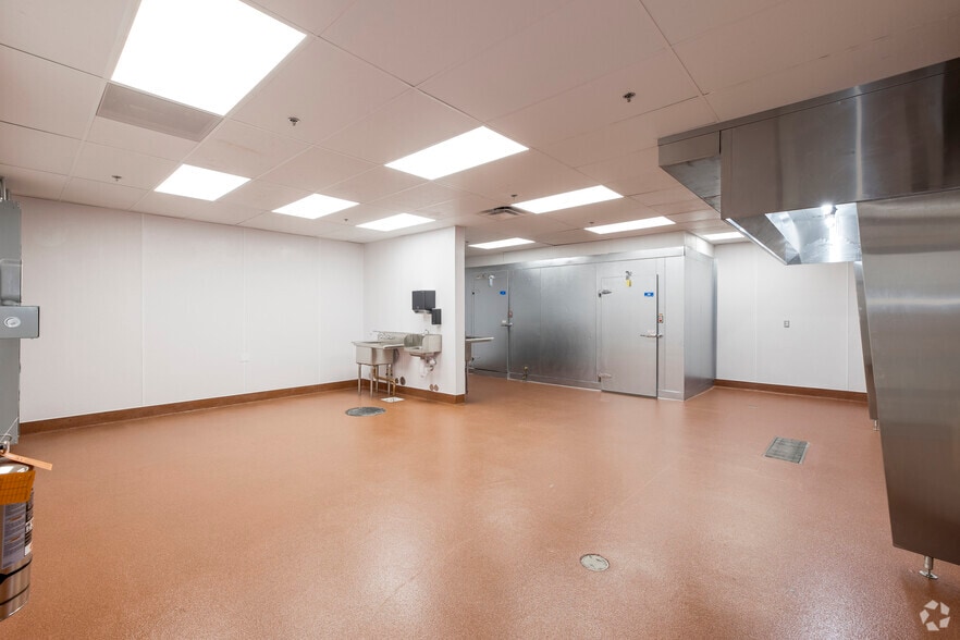 More Photos Of 7119-7129 E Shea Blvd, Scottsdale General Retail For Lease