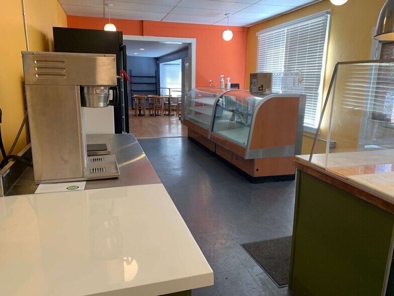 More Photos Of 7892 Stonewall Jackson Hwy, Front Royal Restaurant For Sale