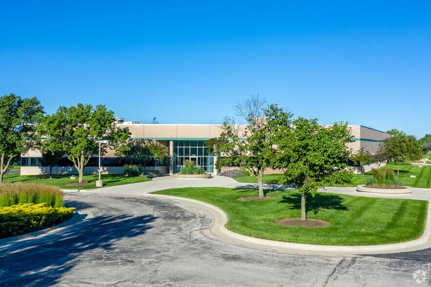 More Photos Of 16025 W 113th St, Lenexa Unknown For Lease