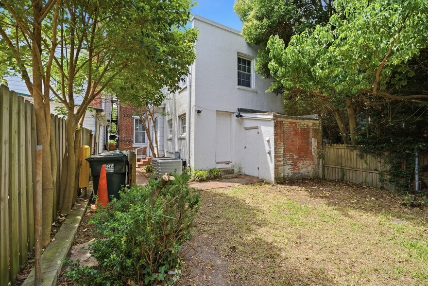 More Photos Of 367 Middle St, Portsmouth Apartments For Sale