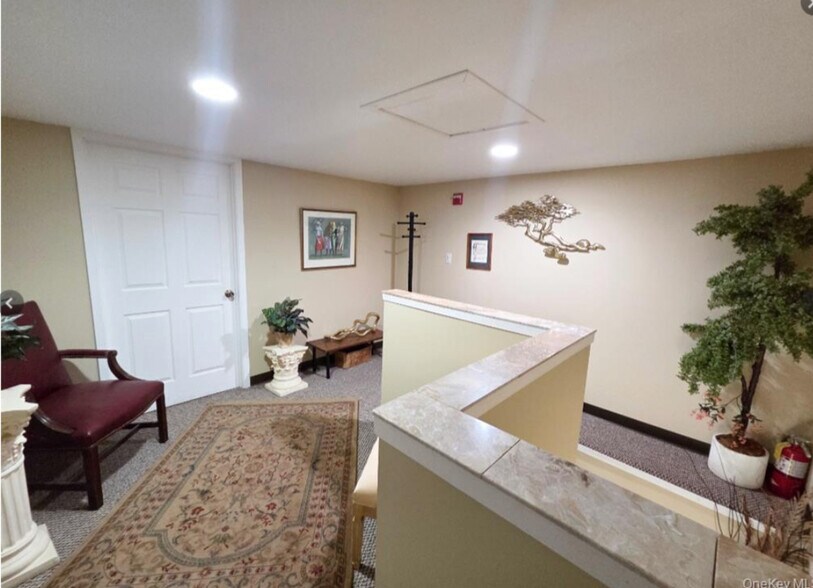 More Photos Of 201 Portion Rd, Ronkonkoma Loft Creative Space For Lease