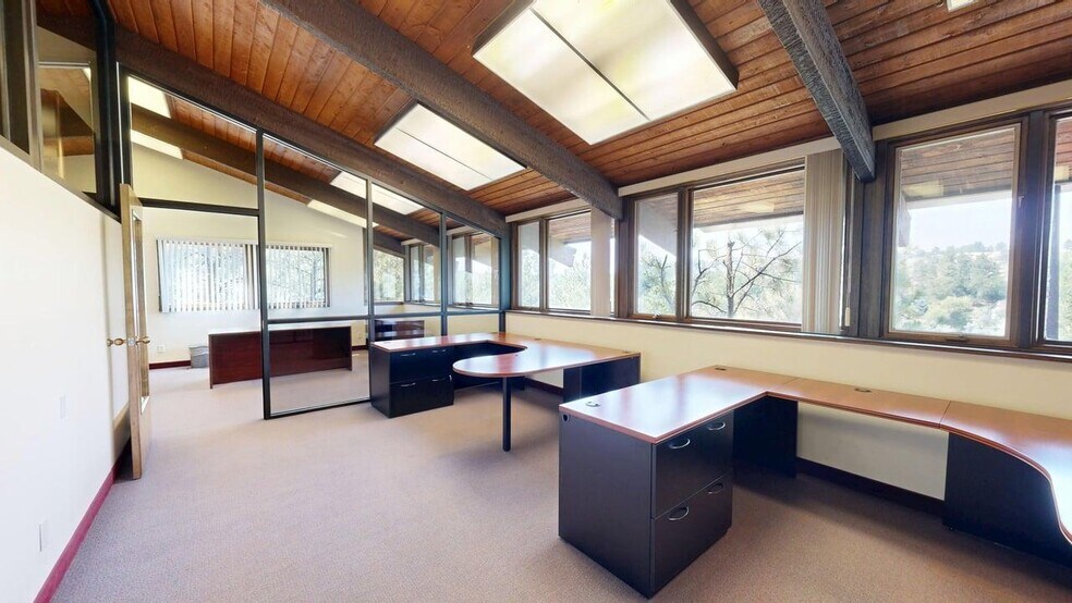 More Photos Of 11 E Airport Rd, Billings Office For Lease