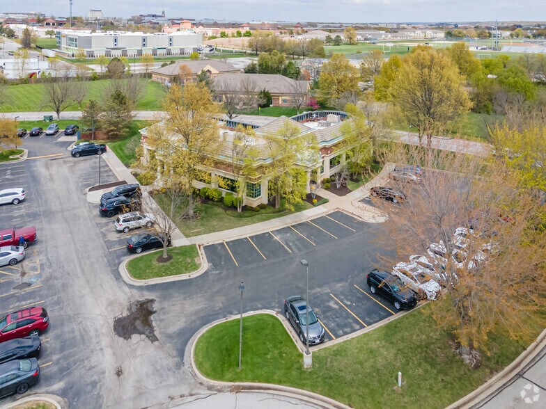 More Photos Of 6811 W 121st St, Overland Park Medical For Lease