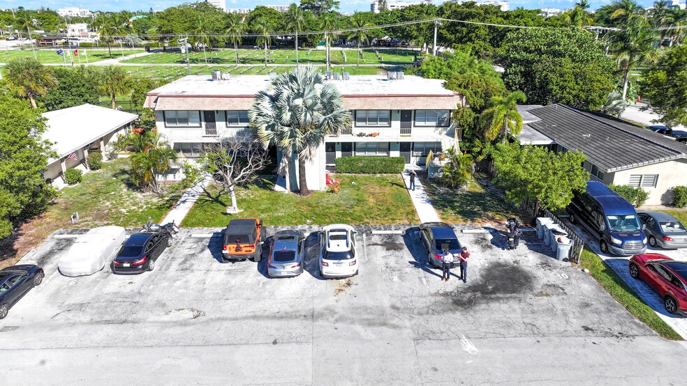 More Photos Of 2255 SE 5th St, Pompano Beach Apartments For Sale