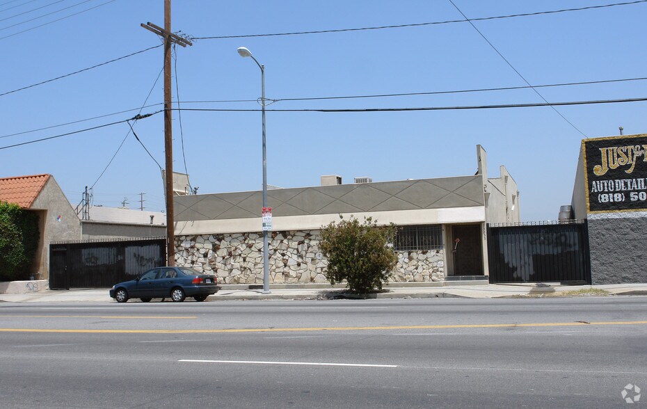 Primary Photo Of 13235 Sherman Way, North Hollywood Warehouse For Sale