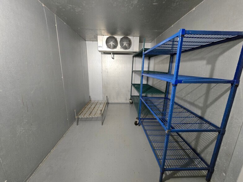 More Photos Of 365 E Main St, Waterloo Town Restaurant For Sale