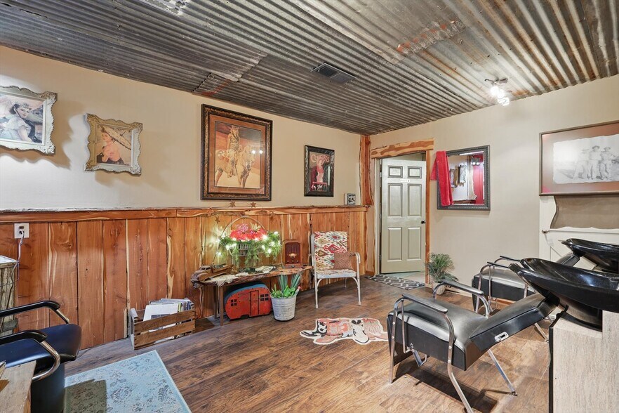 More Photos Of 206 W McCart St, Krum Storefront For Sale