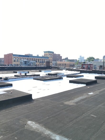 More Photos Of 768 Bergen St, Brooklyn General Retail For Sale