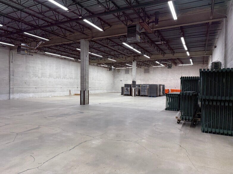 More Photos Of 7925-7929 Parston Dr, District Heights Warehouse For Sale