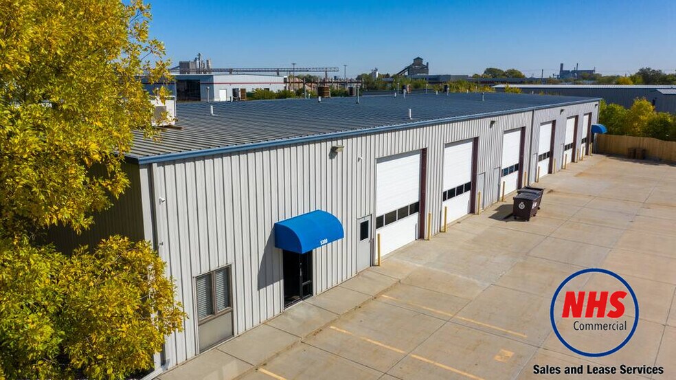 More Photos Of 5300 N 57th St, Lincoln Light Distribution For Lease