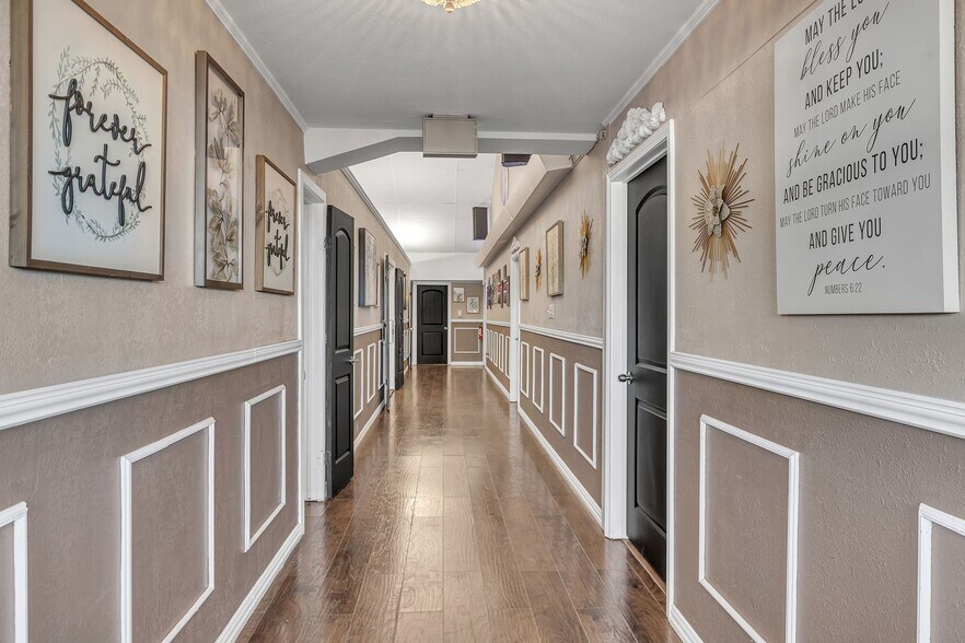 More Photos Of 6251 Wichita St, Fort Worth Religious Facility For Sale