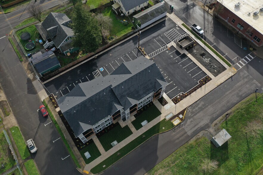 More Photos Of 600 4th St, Gervais Apartments For Lease
