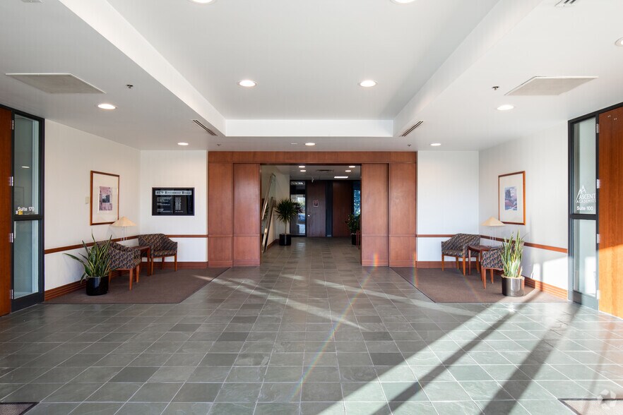 More Photos Of 4179 S Riverboat Rd, Salt Lake City Office For Sale