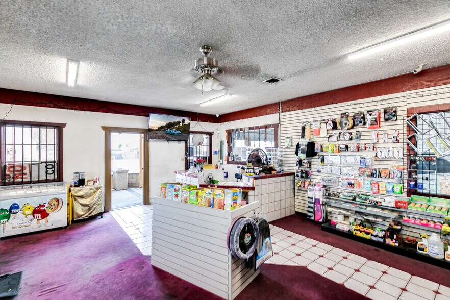 More Photos Of 660 E Foothill Blvd, Rialto Carwash For Sale