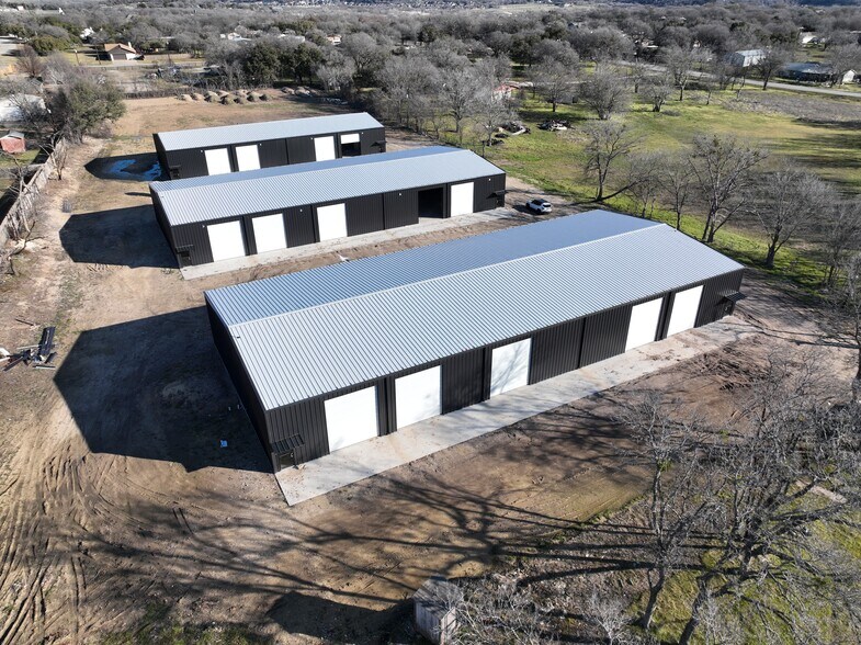 More Photos Of 6471 E Bankhead Hwy, Willow Park Unknown For Lease