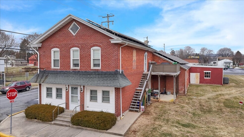 More Photos Of 345 N Main St, Bernville Industrial For Sale