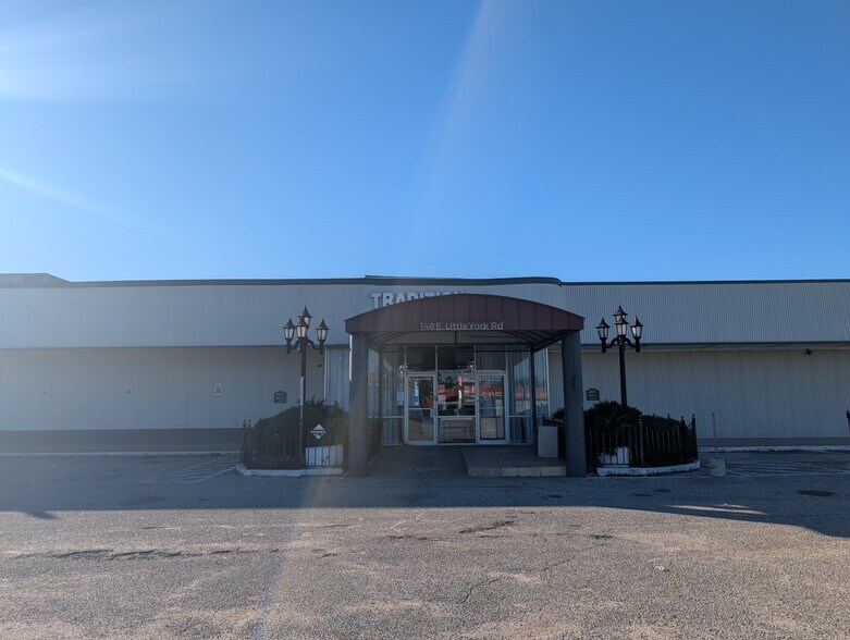 More Photos Of 100 E Little York Rd, Houston Unknown For Lease