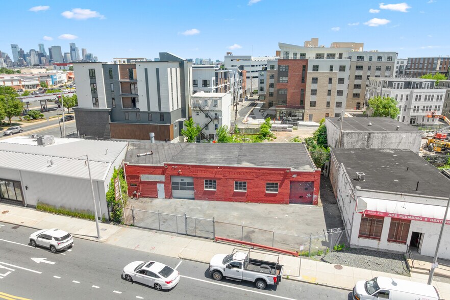 More Photos Of 1176 Massachusetts Ave, Dorchester Mixed Retail For Sale
