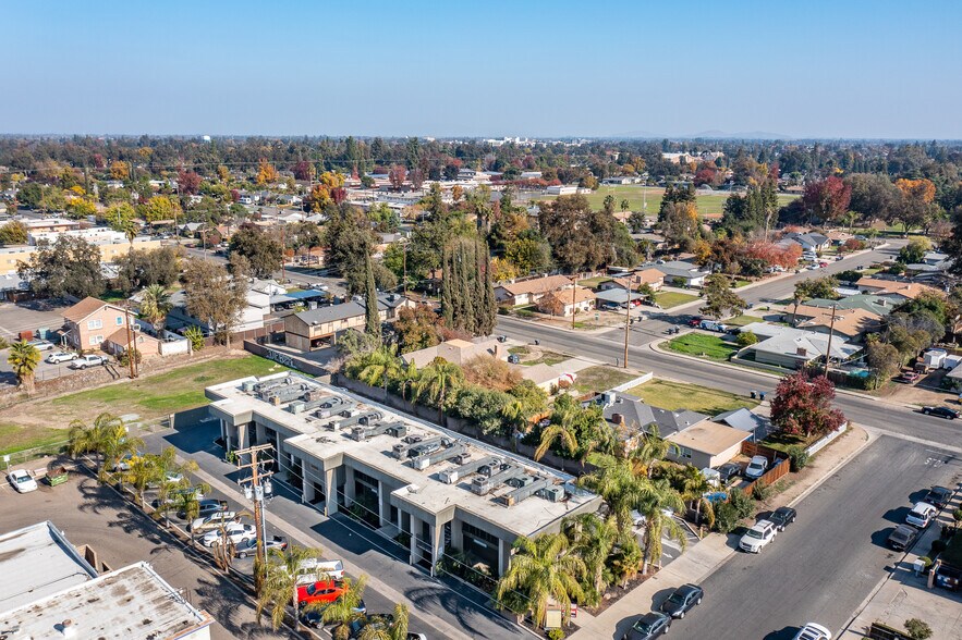 More Photos Of 1920 W Princeton Ave, Visalia Office For Sale