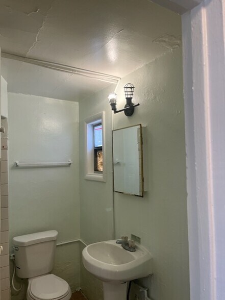 More Photos Of 120 E 34th St, Tucson Apartments For Sale